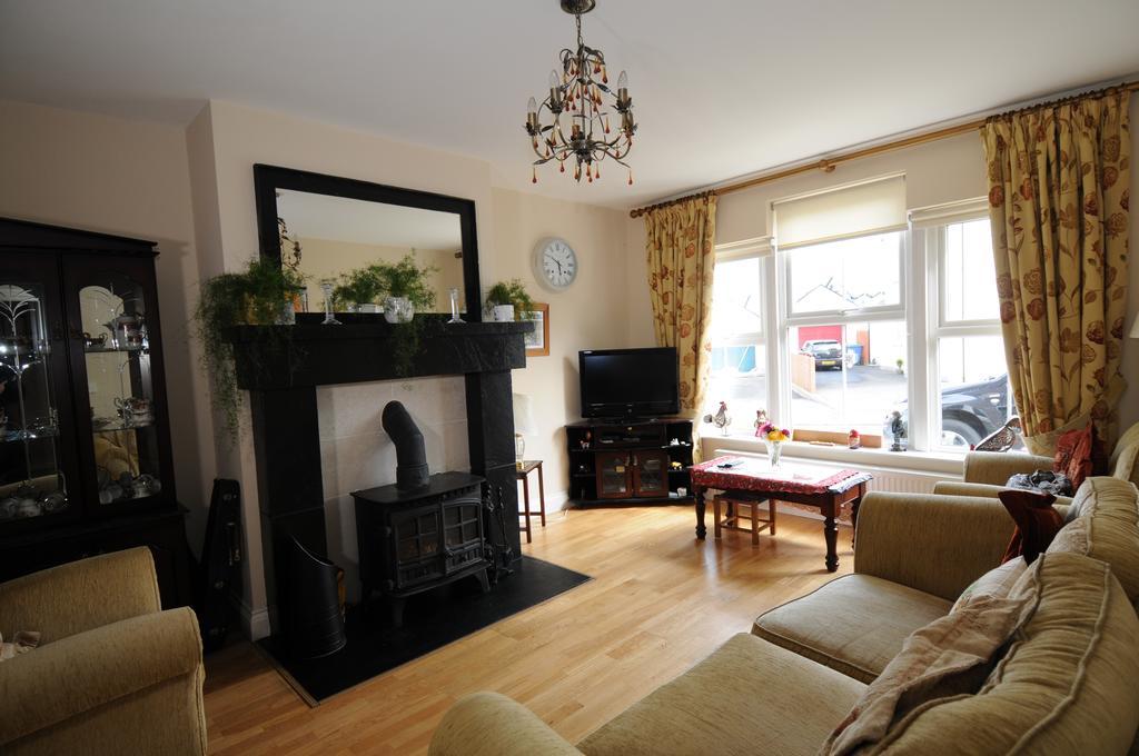Derrylin Slieve Rushen Bed & Breakfast エクステリア 写真